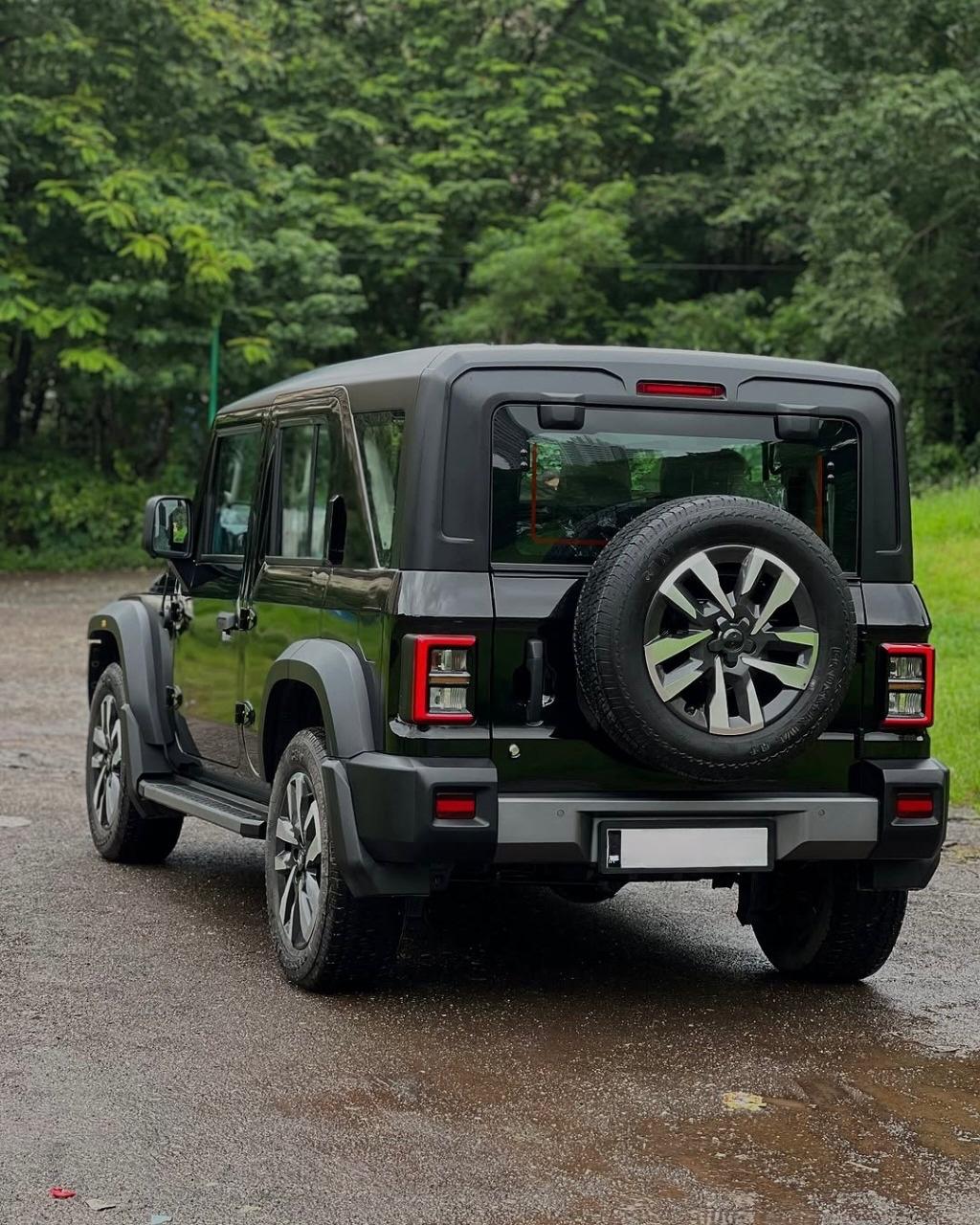 Thar Roxx 4×2 (Automatic) - Image 10